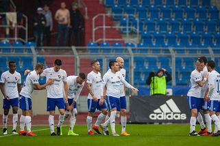 Baník mohl proti Spartě hrát přes poločas v přesile. Hoever unikl druhé žluté a neplatil ani Boulův gól